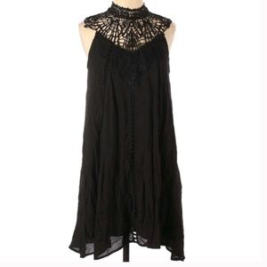 Entro Sleeveless Black Trapeze Mini Dress Size Small